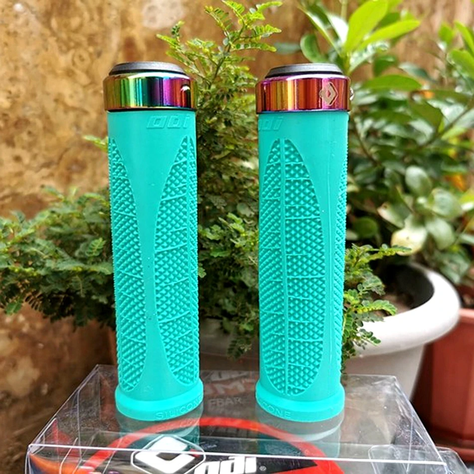 Odi Grips manopole per manubri - Commuter Bike Lock recensione e prezzo